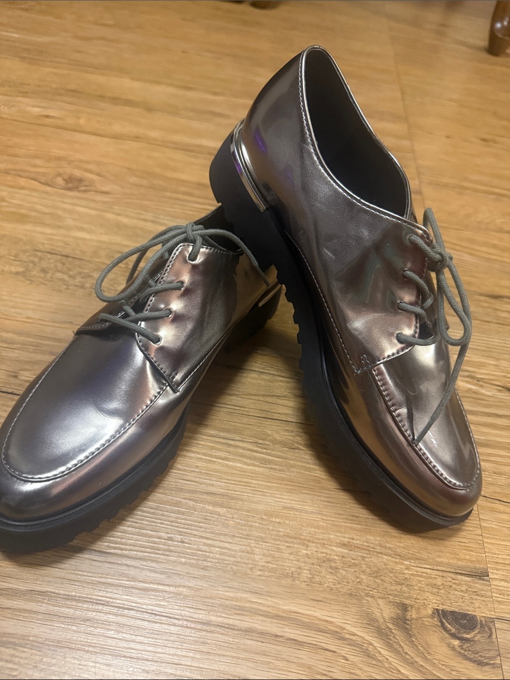 Franco Sarto Charles Derbies Metallic Pewter Lace-Up Shoes